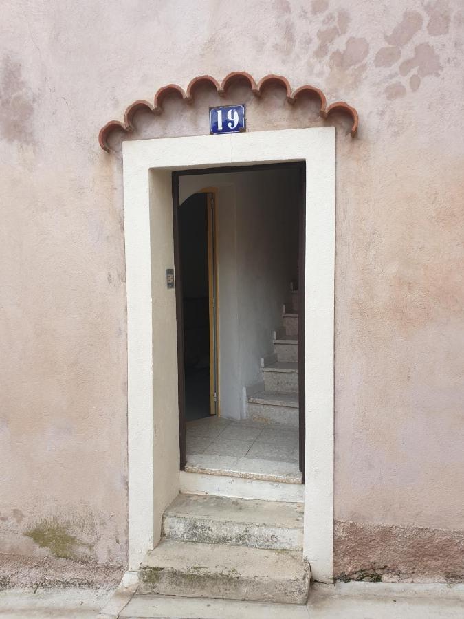 Rue Du Vieux Chateau - Beau F2 Ментона Екстериор снимка